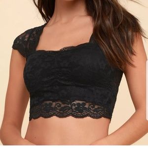 Lulu's Black Lace Crop Top